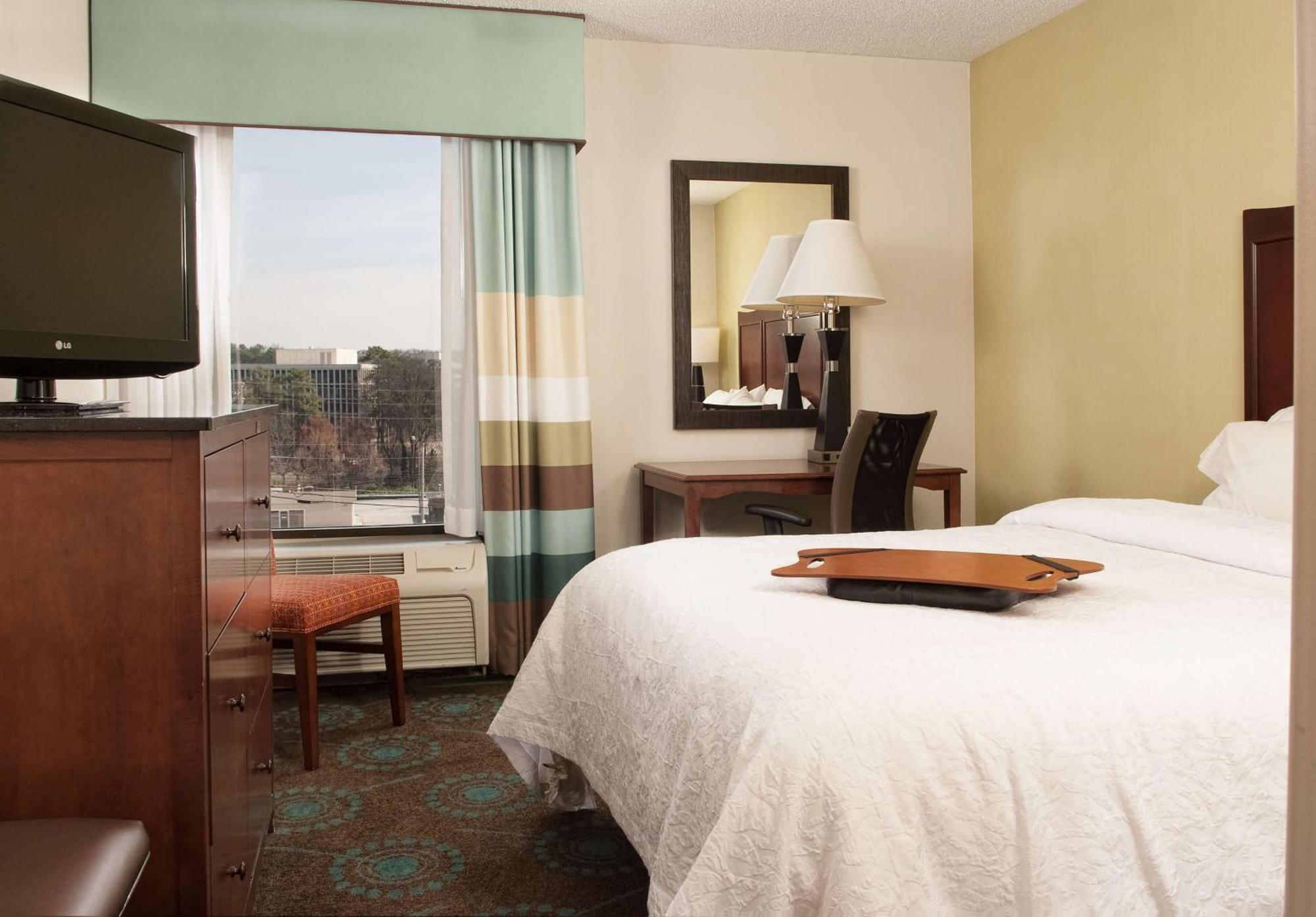 Hampton Inn Atlanta-North Druid Hills Zewnętrze zdjęcie